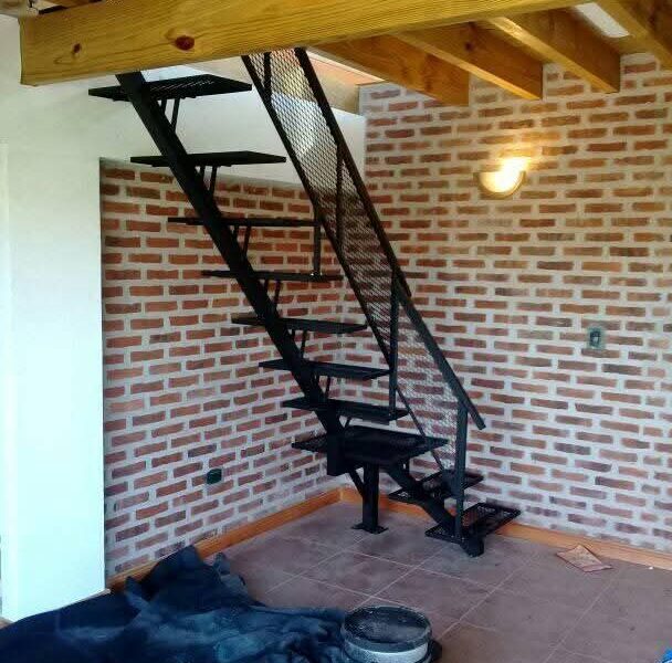 Herreria, reparaciones, fabricación de rejas portones frentes de rejas,s