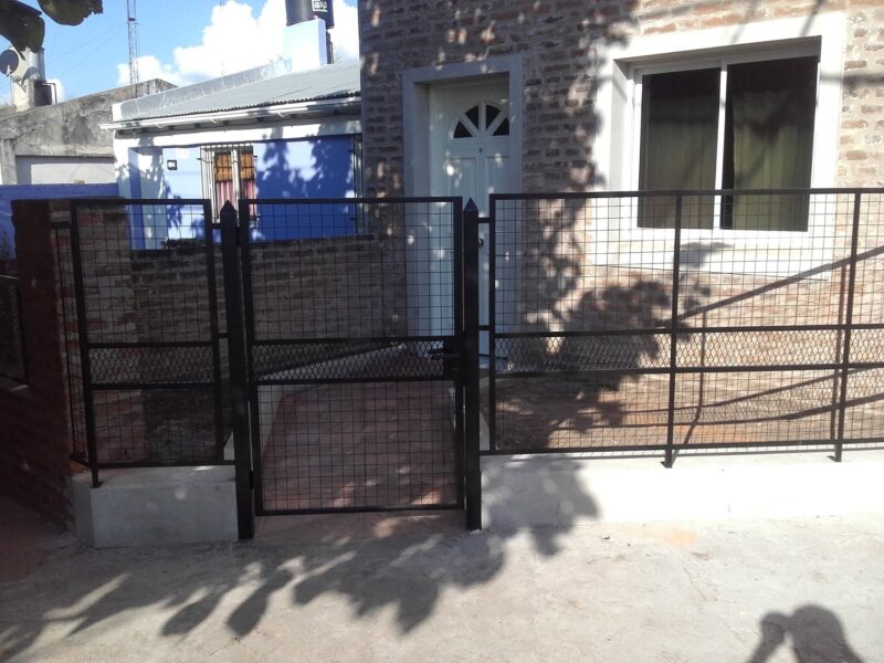 Herreria, reparaciones, fabricación de rejas portones frentes de rejas,s