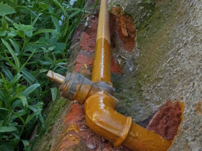 Instalaciones de gas Instalación de líneas de gas LP y natural Detección y reparación de fugas de gas Instalación de estufas y calentadores Pruebas de hermeticidad Mantenimiento de sistemas de gas 👷‍♂️