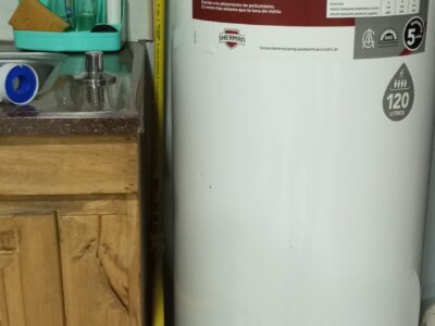 Instalaciones de gas Instalación de líneas de gas LP y natural Detección y reparación de fugas de gas Instalación de estufas y calentadores Pruebas de hermeticidad Mantenimiento de sistemas de gas 👷‍♂️