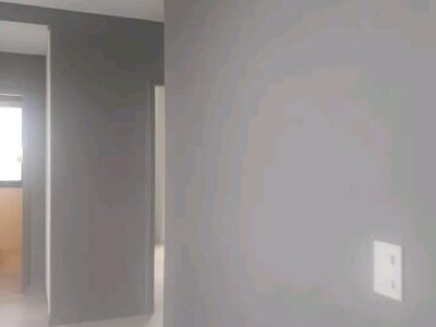 Tony, Pintor profesional 27 años de experiencia en el sector.