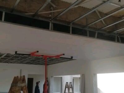 Tony, Pintor profesional 27 años de experiencia en el sector.