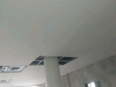 Tony, Pintor profesional 27 años de experiencia en el sector.