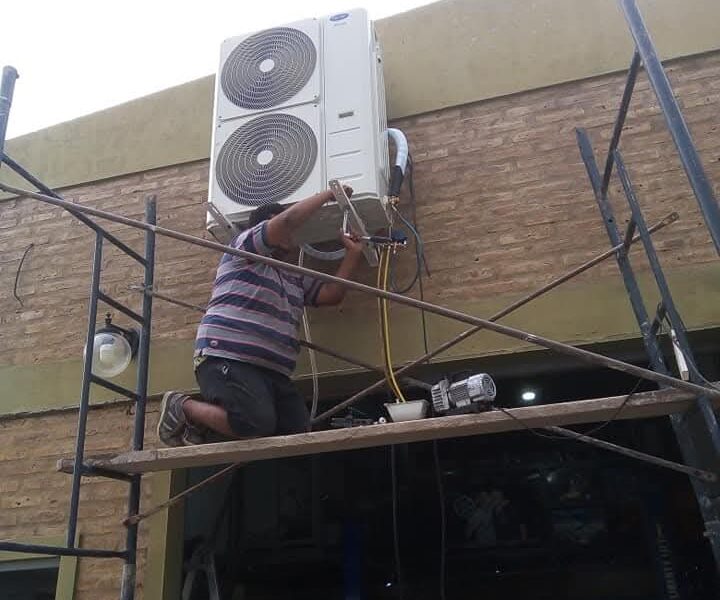 Instalaciones comerciales, domiciliarias, mantenimiento de equipos de frio y reparación