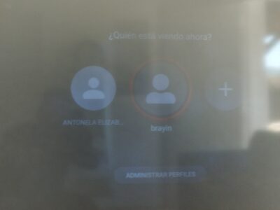 Nos dedicamos a refacciones de todo tipo especialmente en pintura interior, ext , altura, impermeabilizaciones , revestimientos , etc.