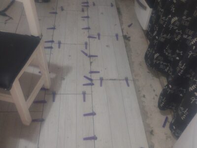 Puesta de piso entre otros trabajos de albañilería en general