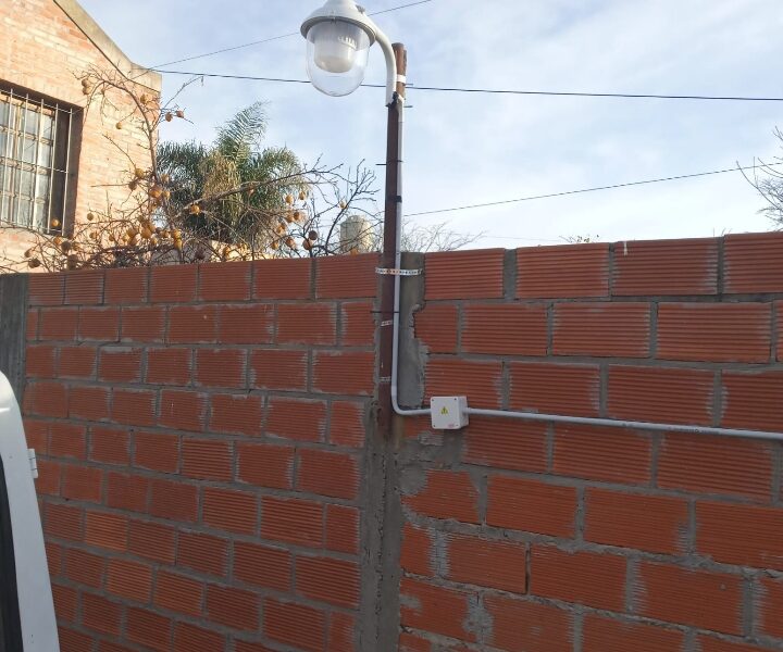 Trabajos de electricidad y albañilería en gral