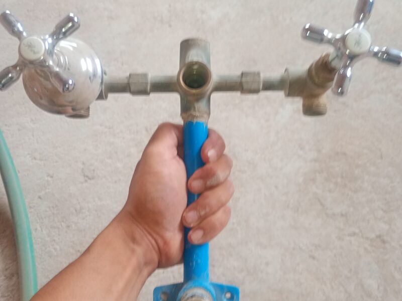 Plomeria en general ,instalaciones sanitarias y mantenimiento.