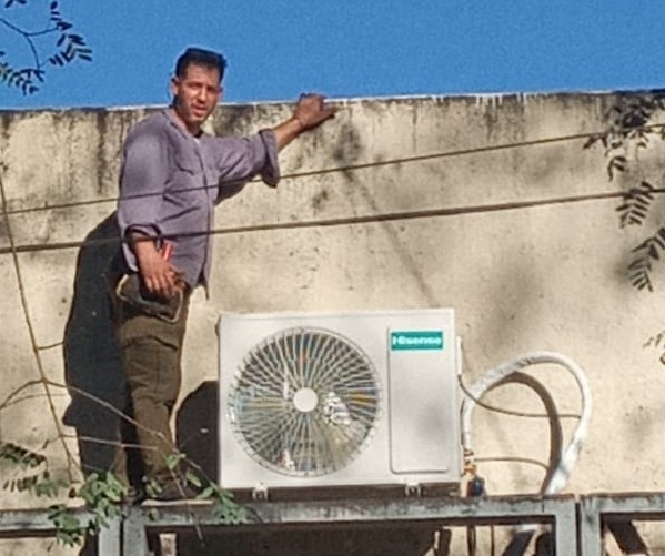 Reparación e instalación de aires acondicionados Split. Heladeras Familiares, Comerciales Frezzer, exhibidoras.-