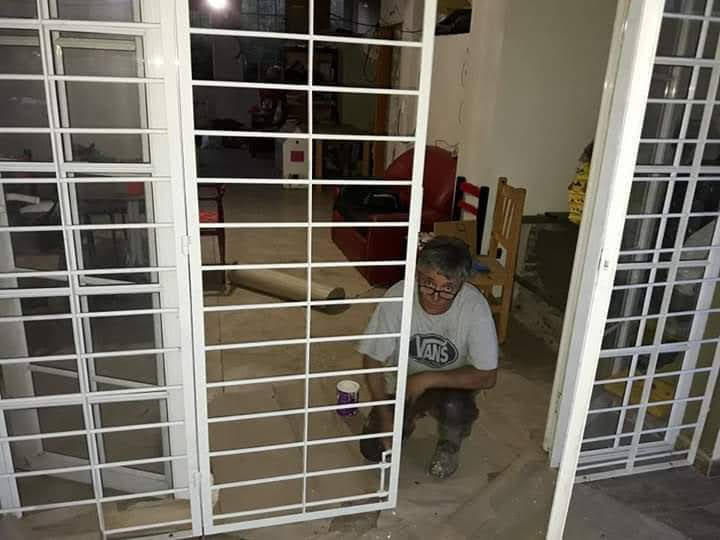 Mantenimiento y construcción de casas y parques.