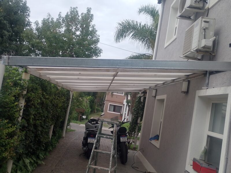 J.u safe builders service