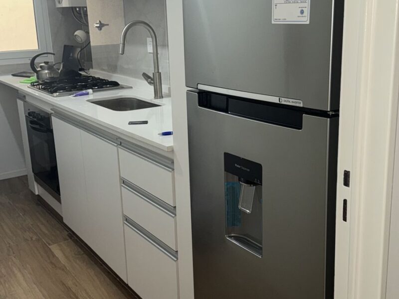 Adosproyectar. Somos una empresa que se dedica a la remodelación de baños, cocina, dto,casa y locales.