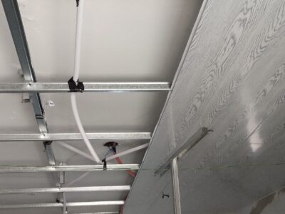 Colocador de durlok, PVC , placas antihumedad