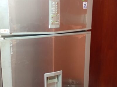 Service R.F. refrigeración y electricidad también hacemos lavarropas microondas etc etc