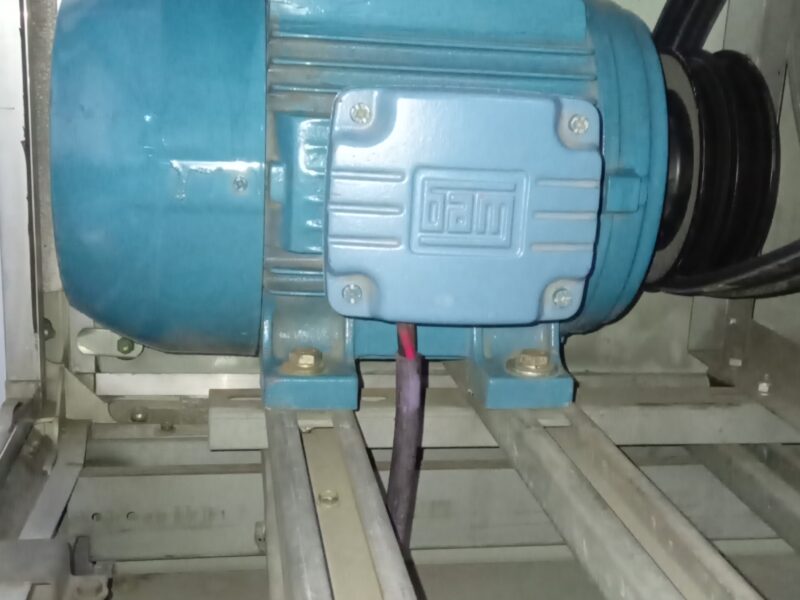 Mantenimiento preventivo, arreglos e instalación de equipos de refrigeración y climatización.
