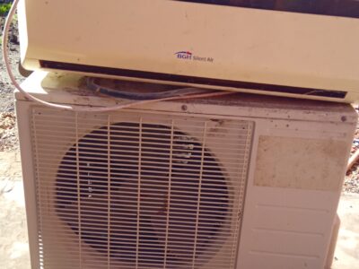 Mantenimiento preventivo, arreglos e instalación de equipos de refrigeración y climatización.