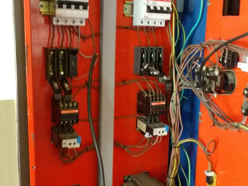 Electricidad comercial industrial domiciliario